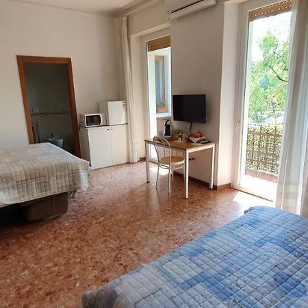 Lo Scoiattolo Bed & Breakfast Verona Luaran gambar