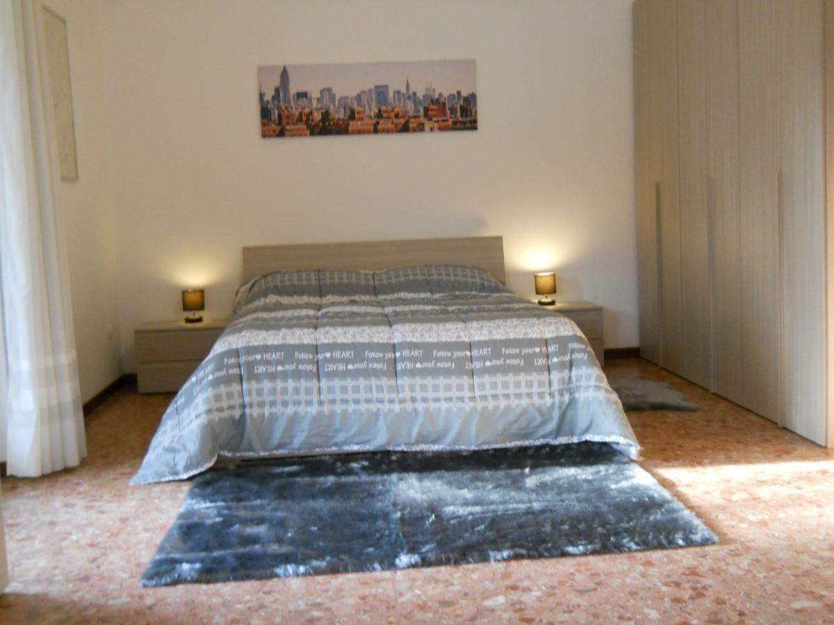 Lo Scoiattolo Bed & Breakfast Verona Luaran gambar