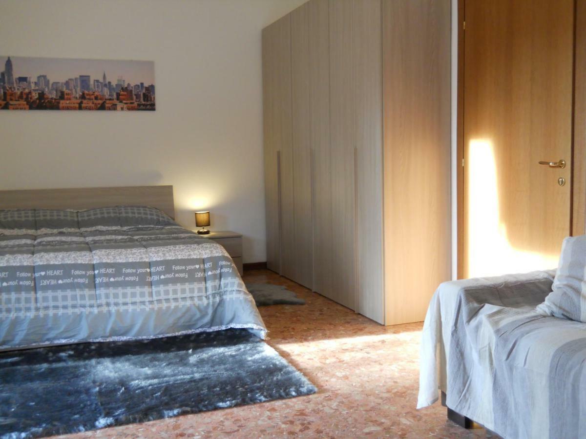 Lo Scoiattolo Bed & Breakfast Verona Luaran gambar