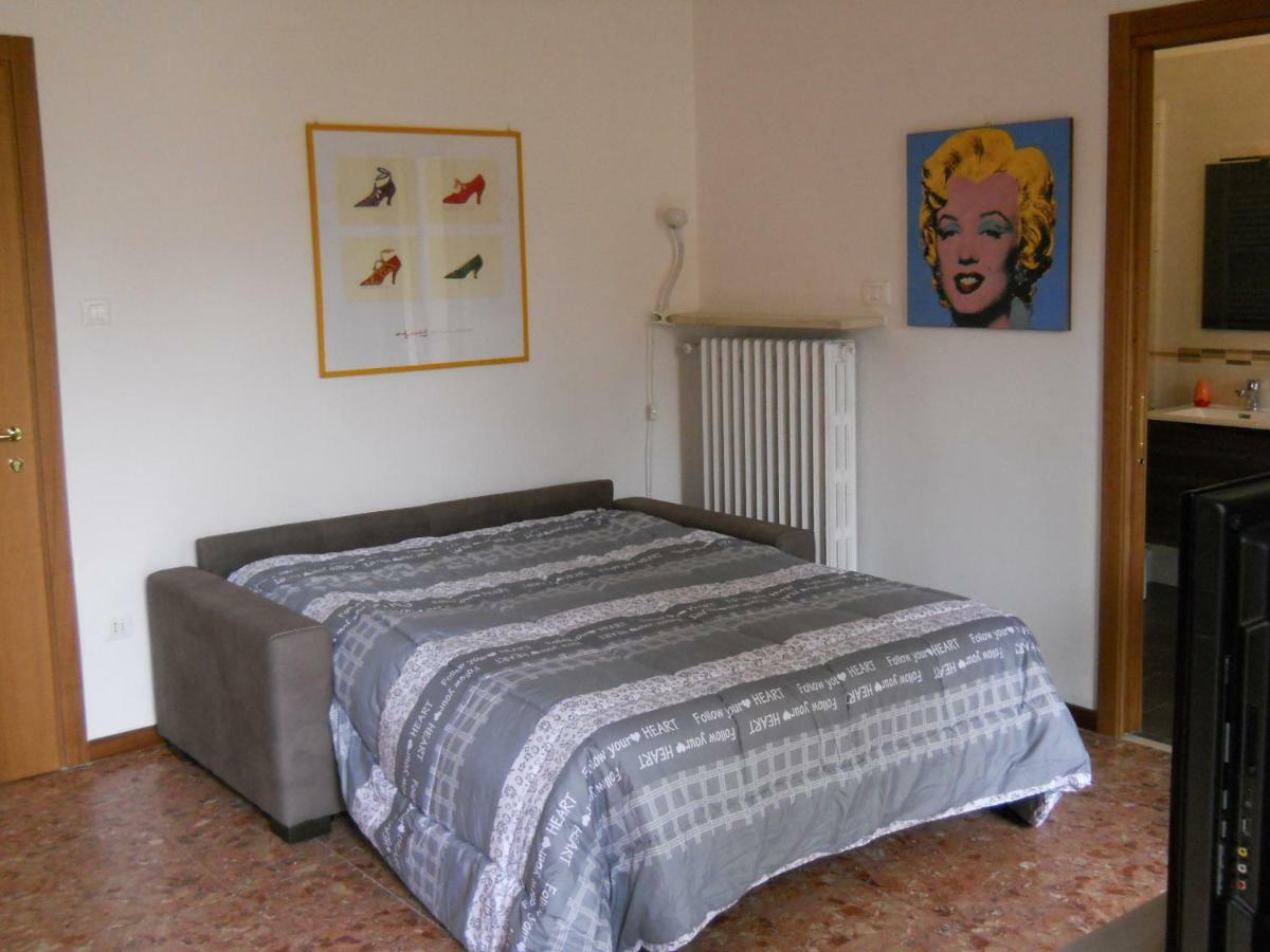 Lo Scoiattolo Bed & Breakfast Verona Luaran gambar