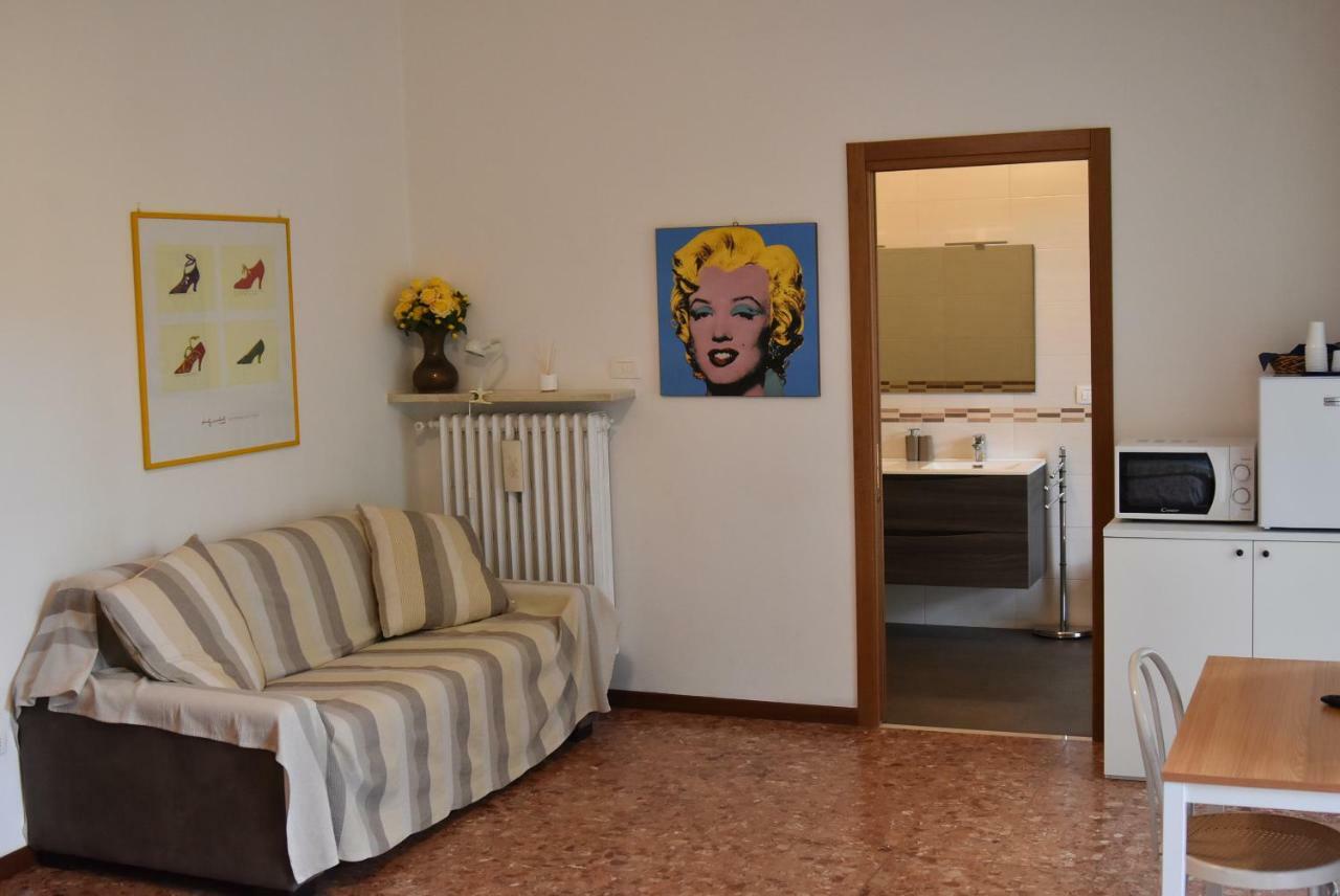 Lo Scoiattolo Bed & Breakfast Verona Luaran gambar